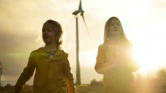 Invest_Crowd_Kinder_01 Invest_Crowd_Kinder_01